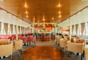Arielle Queen Adventsreise 2026 Panorama Lounge Mit Bar