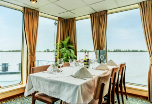 Arielle Queen Adventsreise 2026 Restaurant